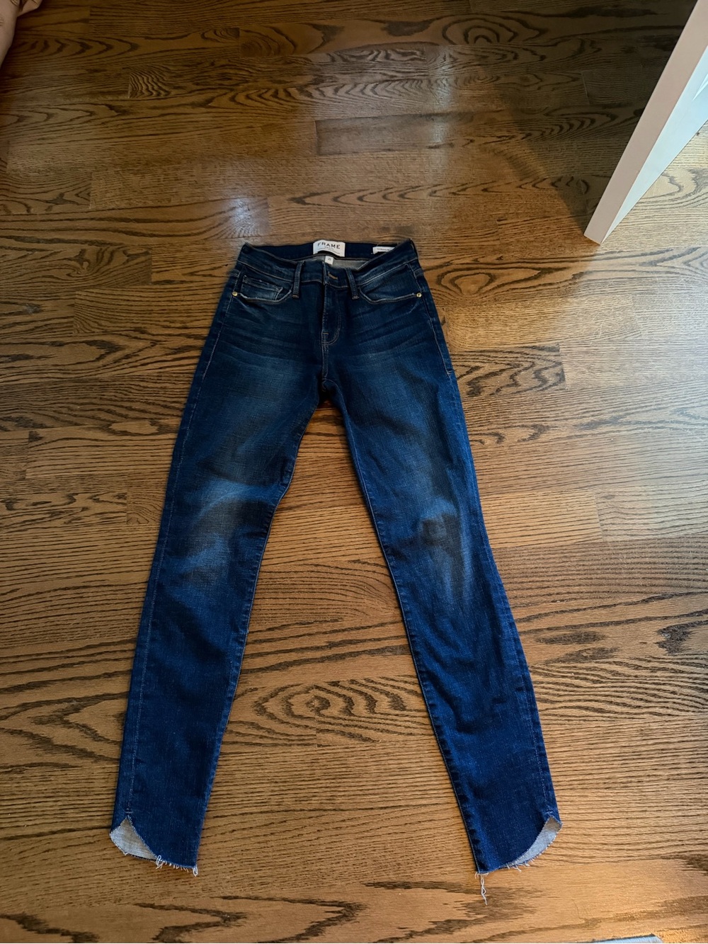 Frame Denim Women's Dark Blue Skinny Jeans